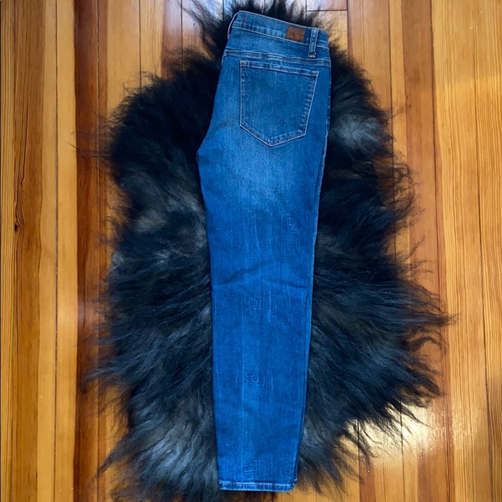 BDG Mid Rise Grazer Crop Skinny Jean